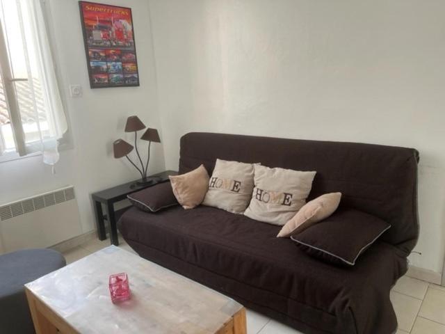 Villa Magali - Appartement Climatise T3 Duplex - Grau-Du-Roi - Hypercentre 20 M De La Plage لو غراو دو روا المظهر الخارجي الصورة